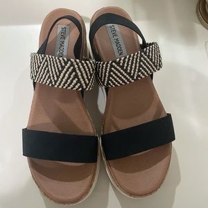 Steve Madden platform sandals